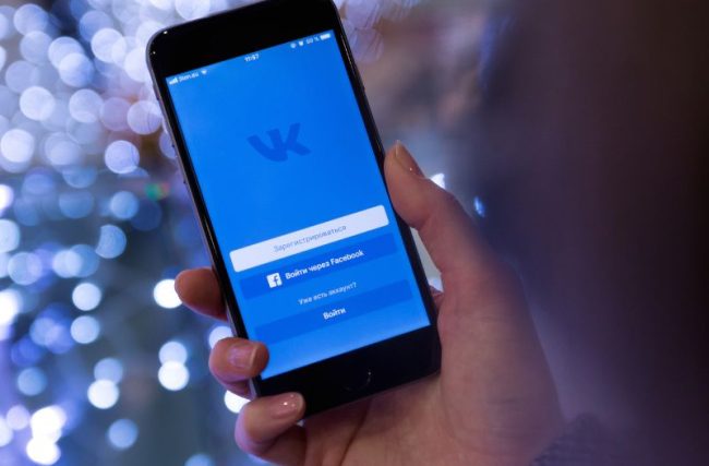 Stories do Facebook: O que é e Como ver as Publicações Temporárias na Rede Social